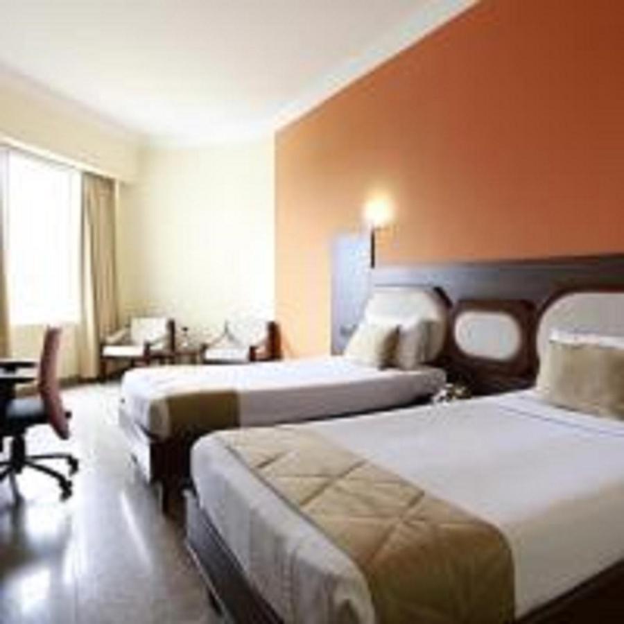 Presidency Kochi City Centre Kültér fotó